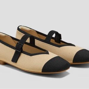 Vivaia Square Toe Mary-Jane Flats
